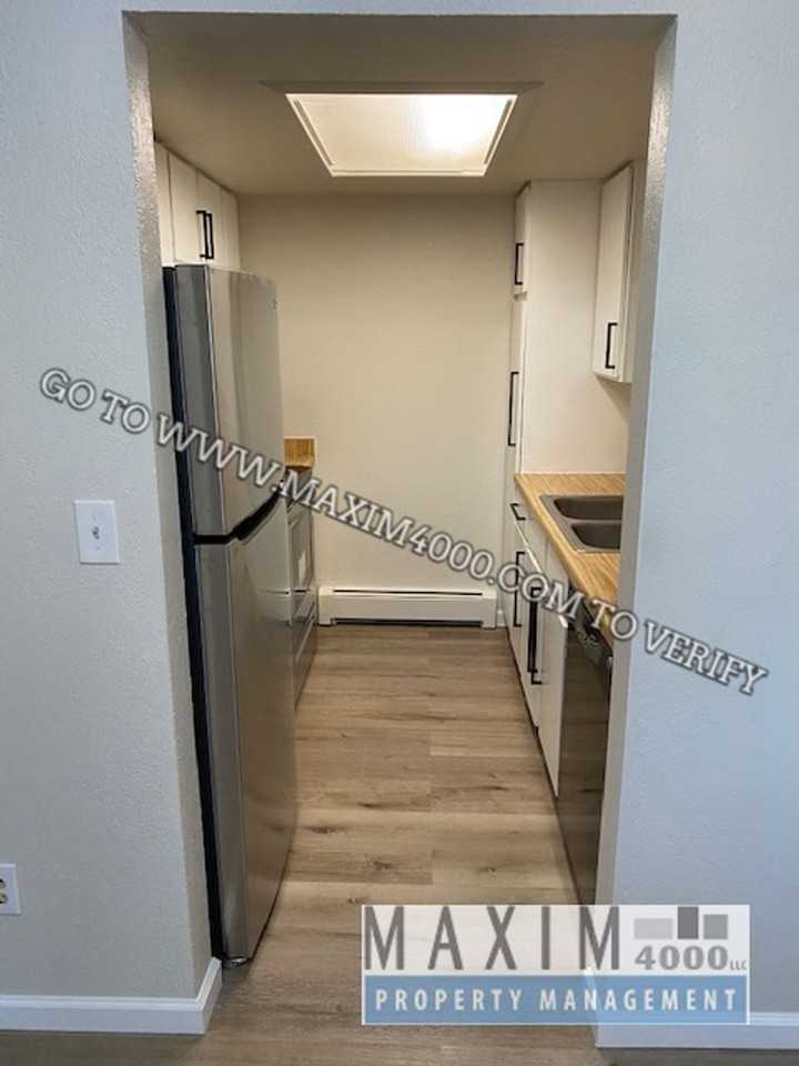 1140 Walnut Ave #15 - Photo 4 of 15