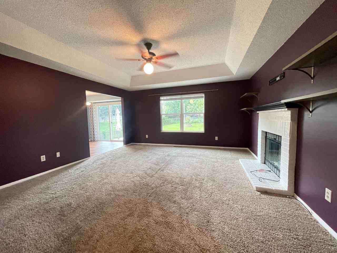 1441 W Seminole St - Photo 3 of 20