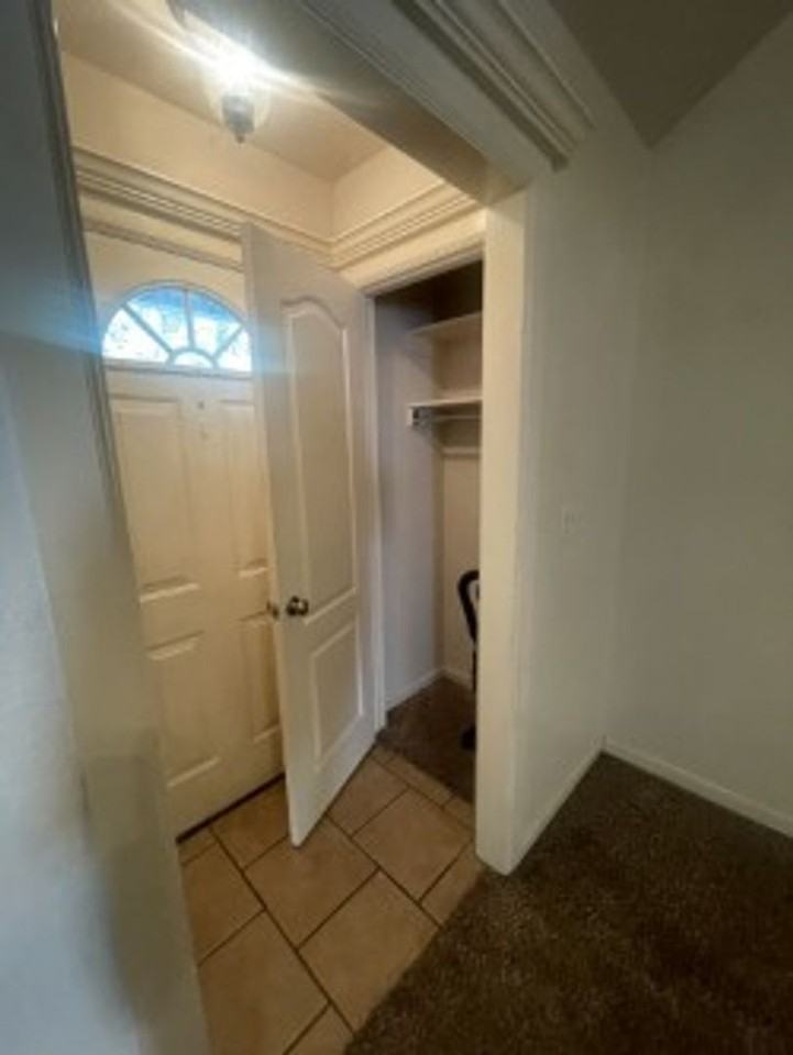 1126 S Marina Dr - Photo 2 of 19