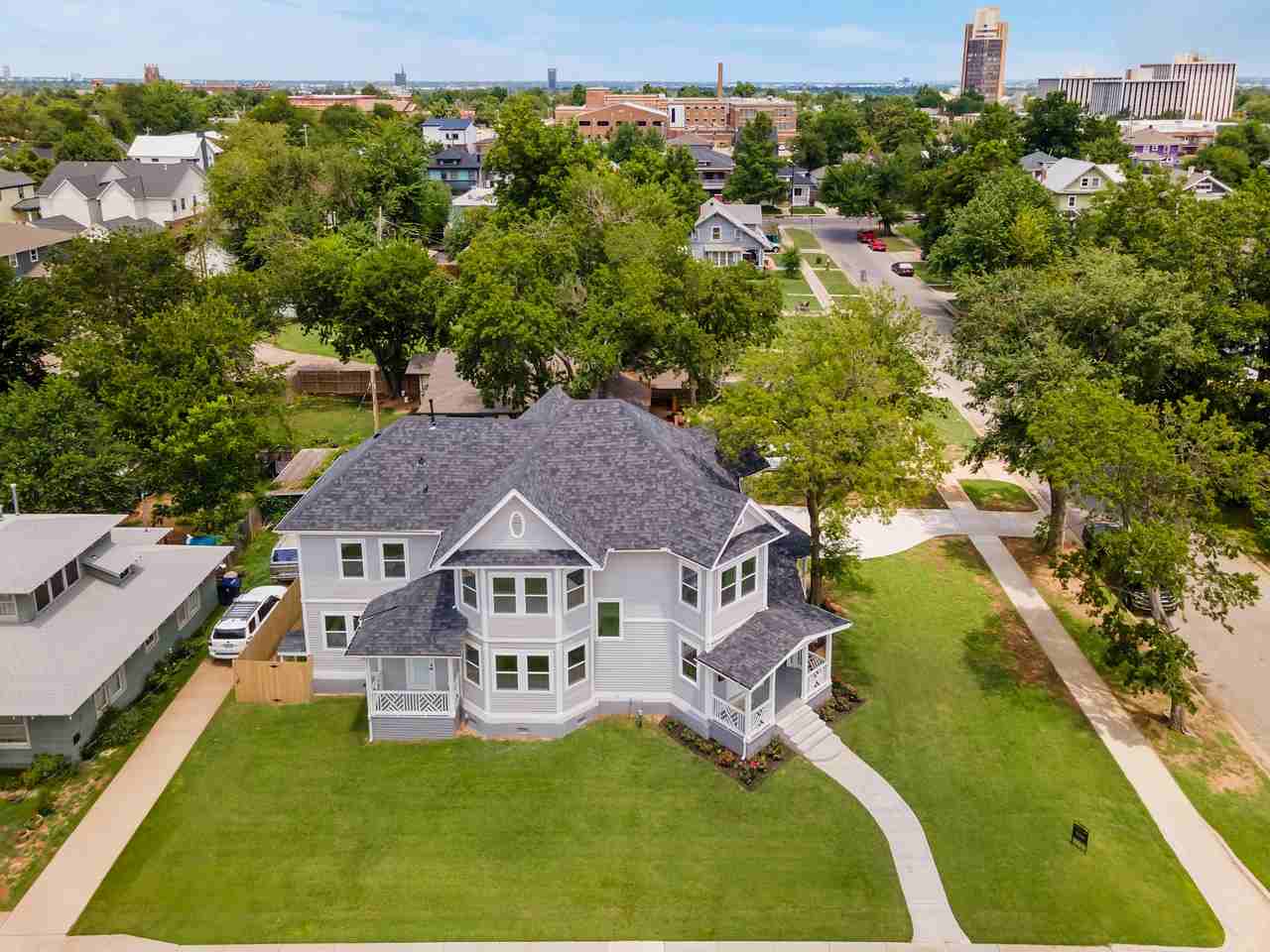 1301 Nw 15th St #NA - Photo 2 of 30