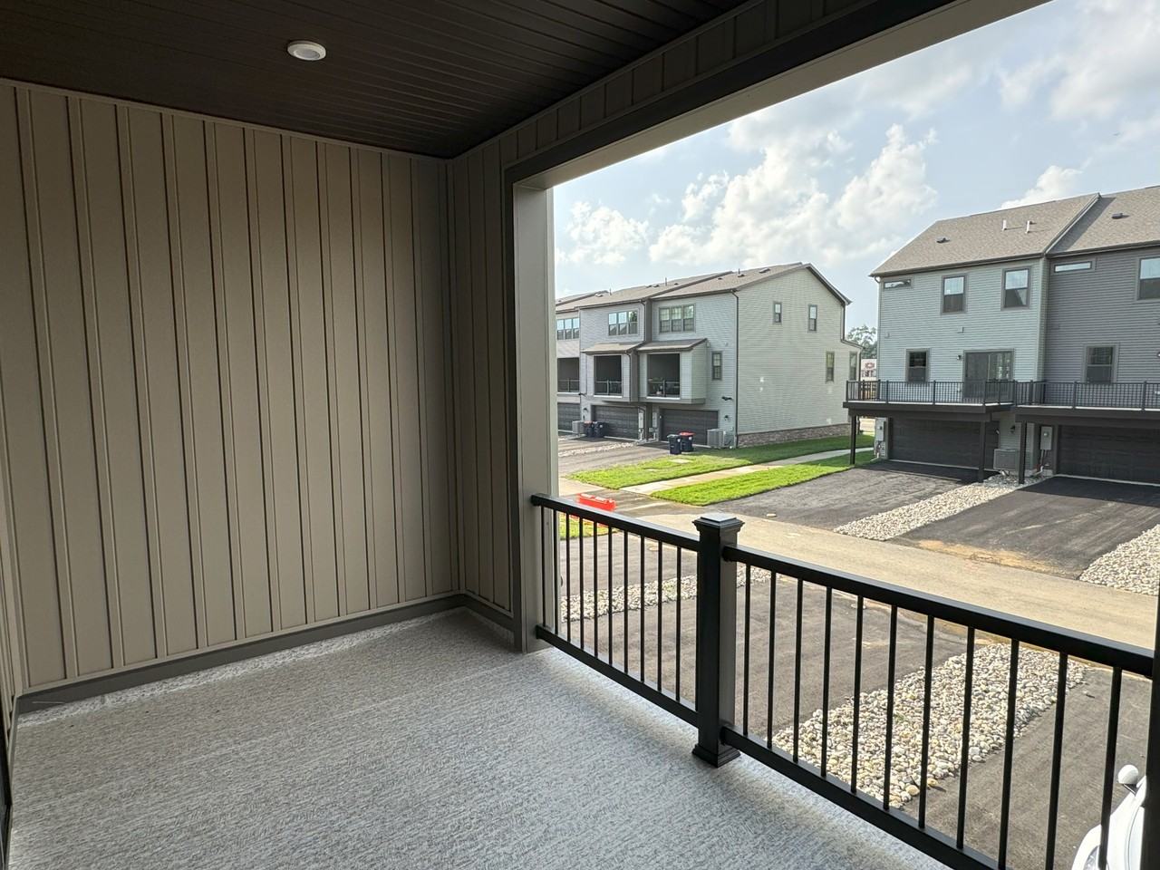 339 E Cochran St #339 - Photo 6 of 18