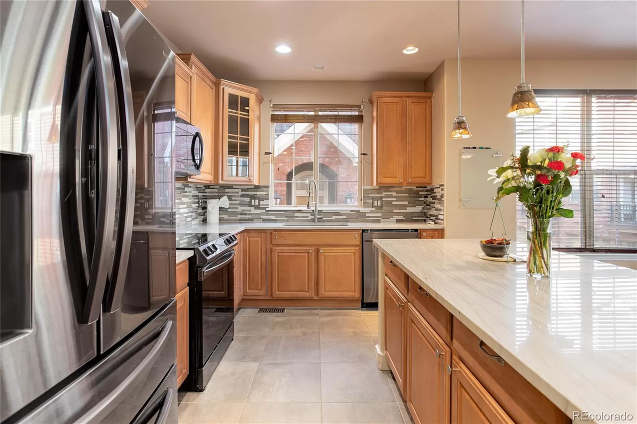 9113 Kornbrust Cir #1 - Photo 4 of 28