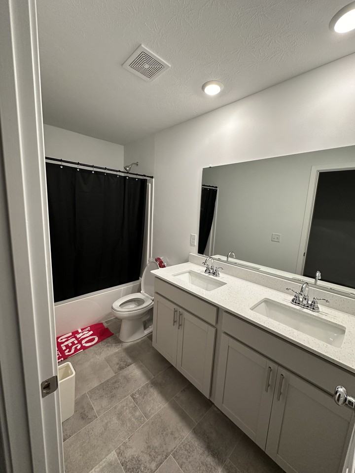 2060 Dixon Creek Dr #NA - Photo 4 of 6