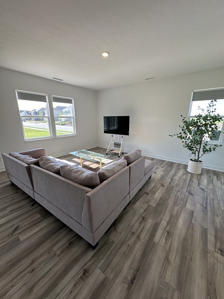 2060 Dixon Creek Dr #NA - Photo 2 of 6