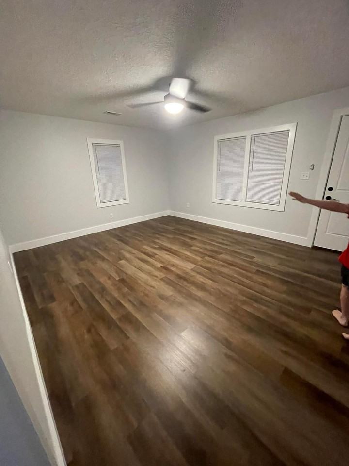 1341 Thomas Dr #NA - Photo 2 of 6