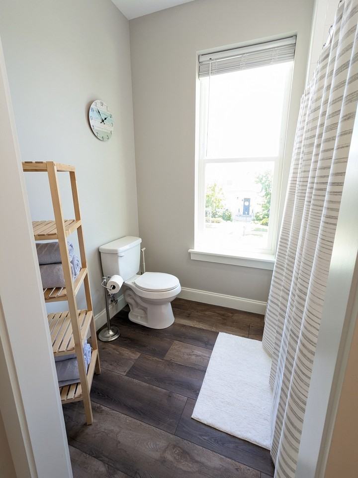 301 Coral Gables St - Photo 3 of 28