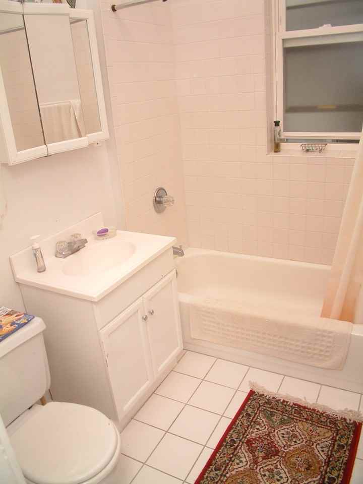 2332 W Charleston St #1F - Photo 4 of 16