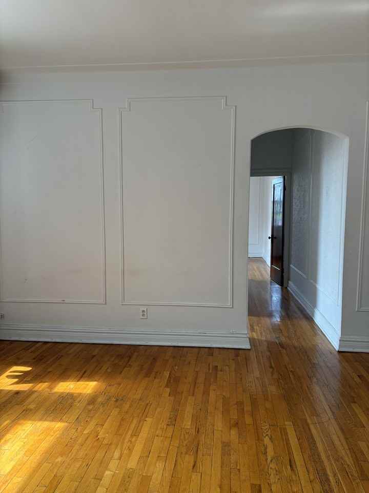 3405 Avenue de Vendôme #6 - Photo 3 of 10