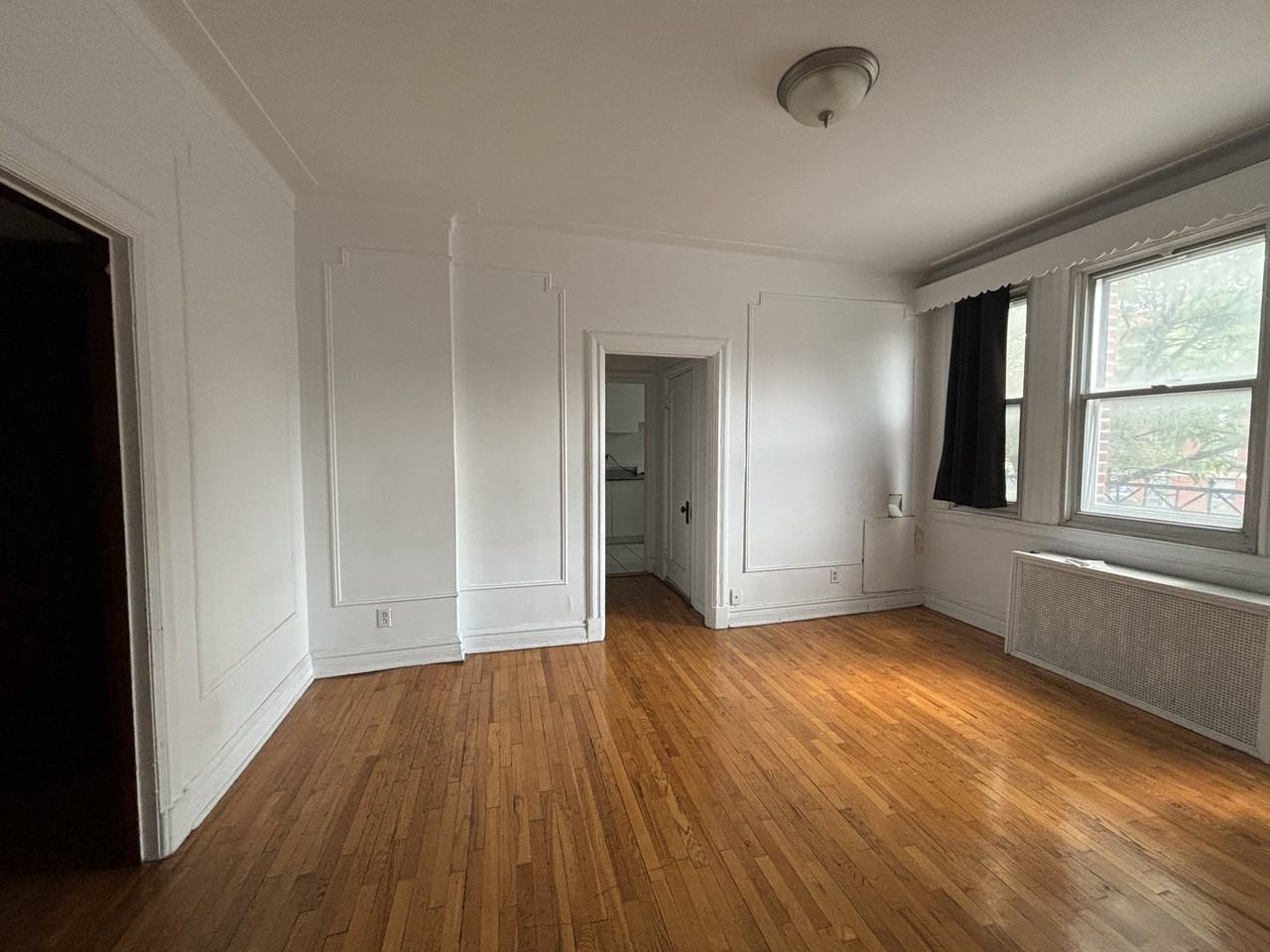 3405 Avenue de Vendôme #6 - Photo 2 of 10