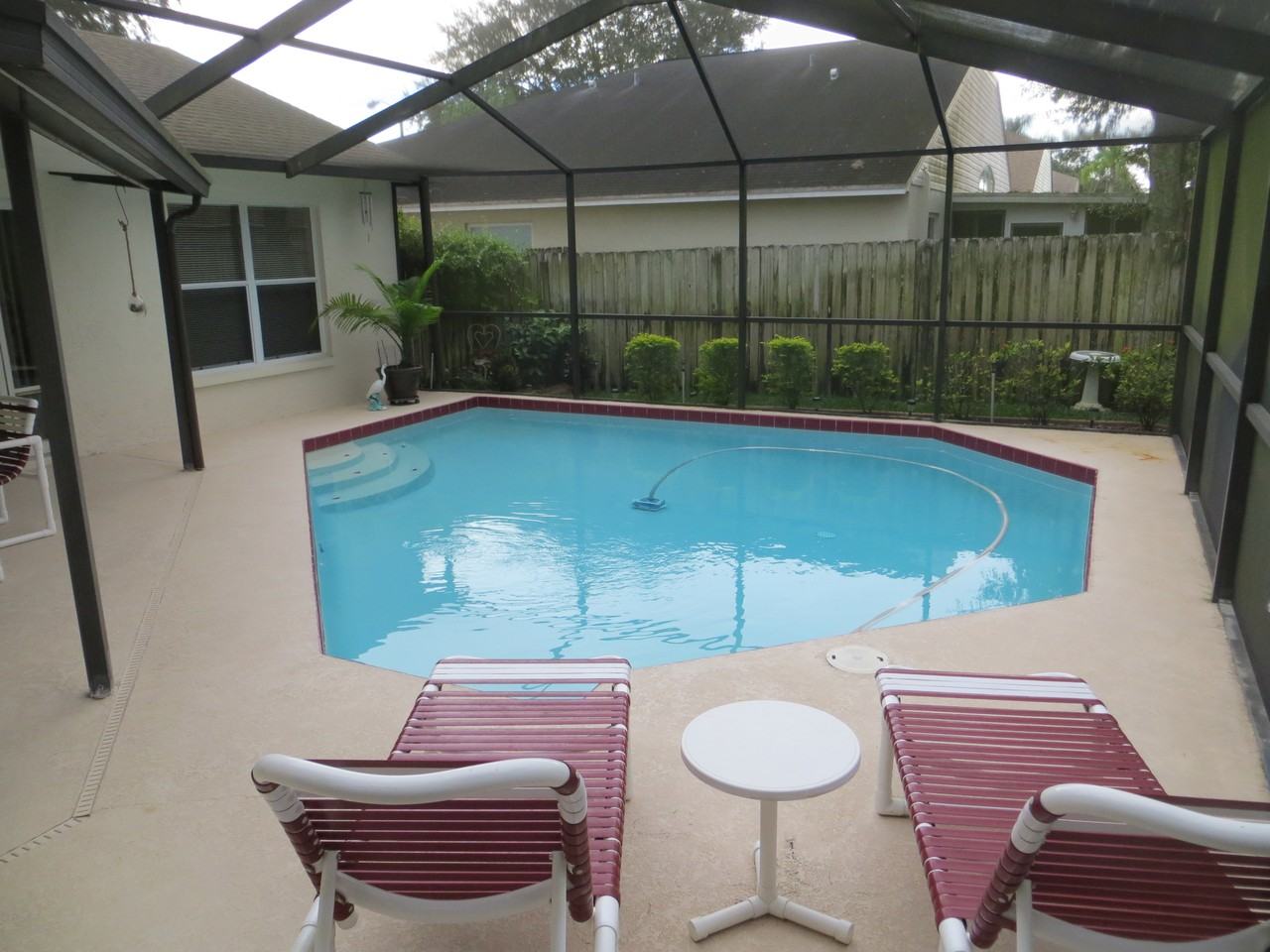 2239 Tioga Dr - Photo 3 of 31