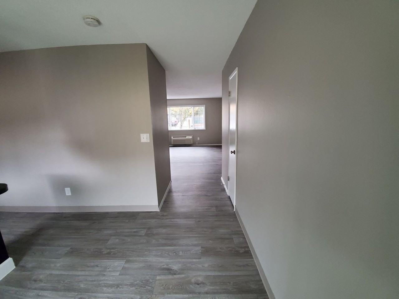 Franklin House Apartments - Photo 2 of 19