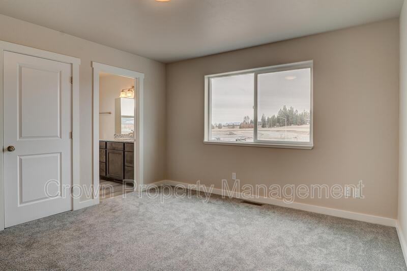 509 Sparrow Rd - Photo 3 of 29