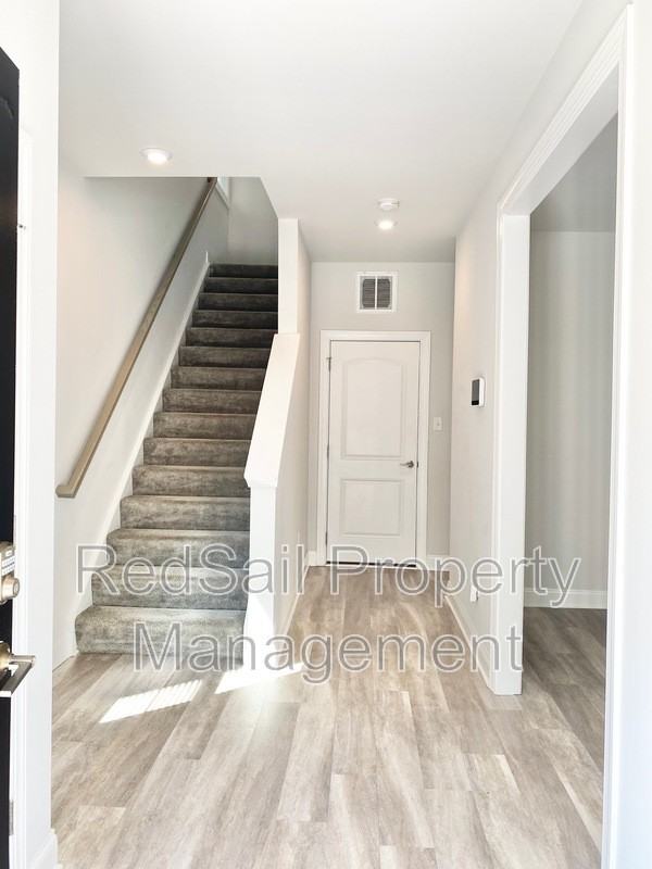 1417 Harwinton Ct - Photo 2 of 26