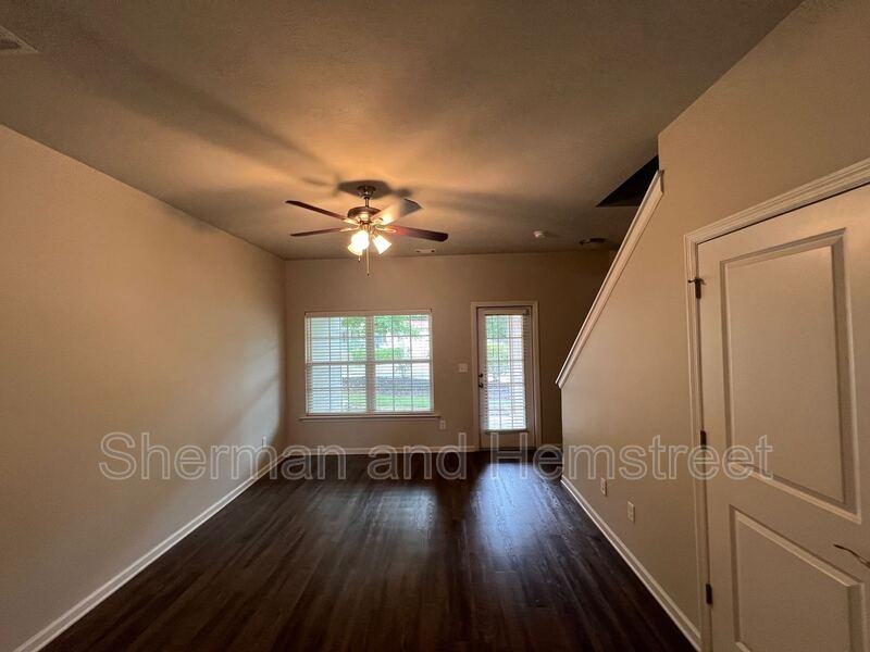 642 Dobhill Ln #642 - Photo 5 of 14