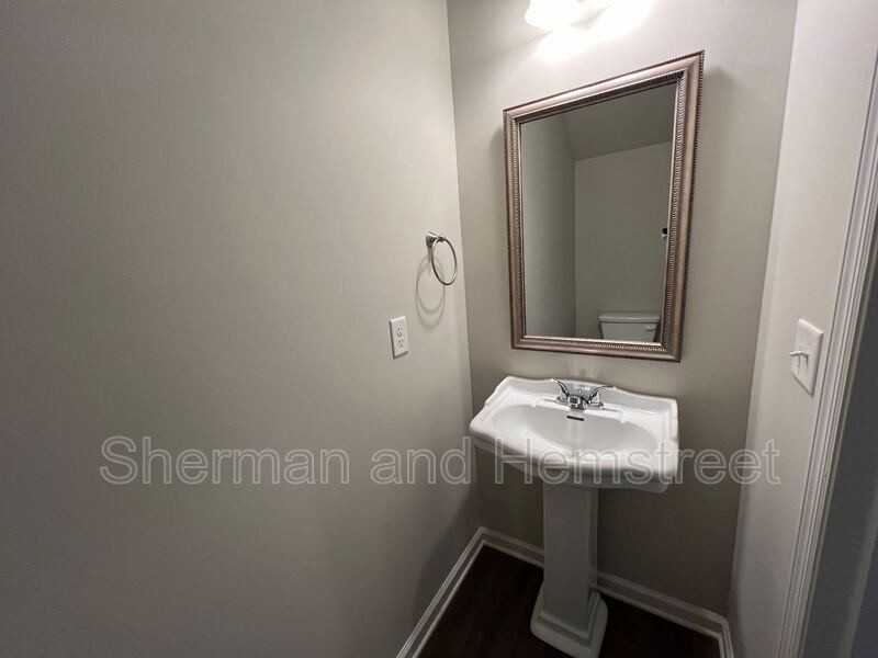 642 Dobhill Ln #642 - Photo 6 of 14