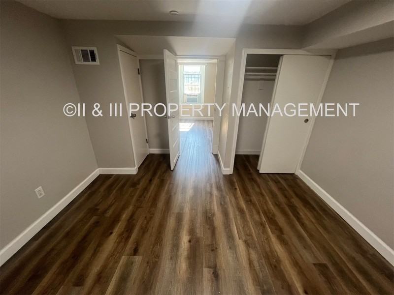 215 W 37th St - Photo 2 of 8