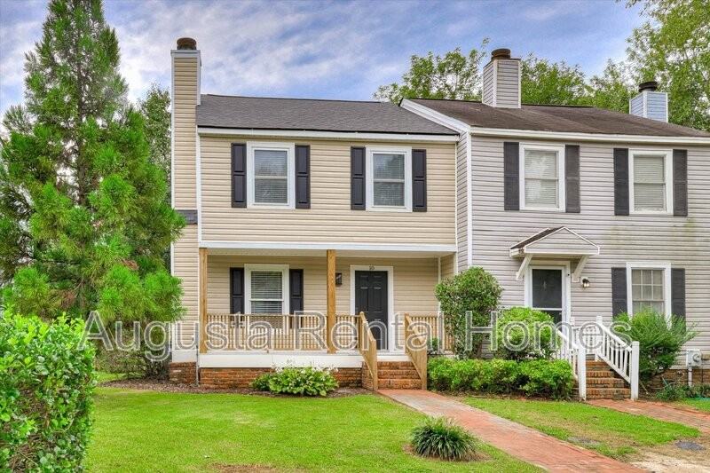 10 Dominion Way - Photo 3 of 39