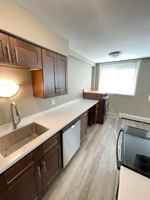 featured image of 1807 E 3rd St #5