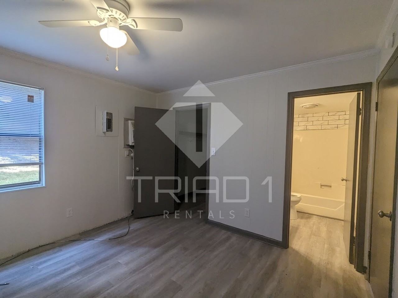 804 Meadow Ridge - WS - Photo 3 of 3