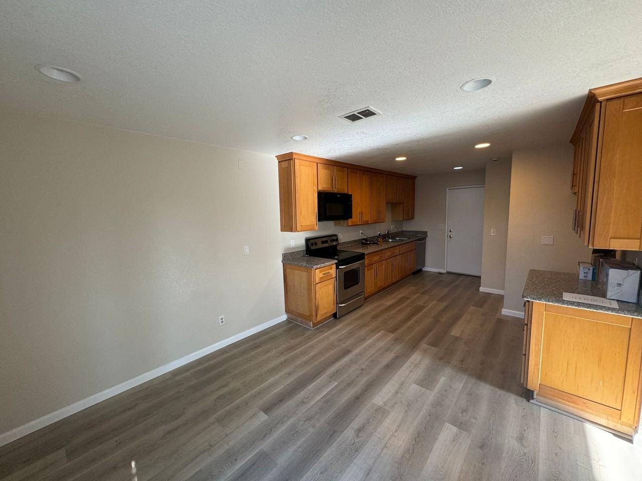 239 Almondtree Ln - Photo 3 of 24