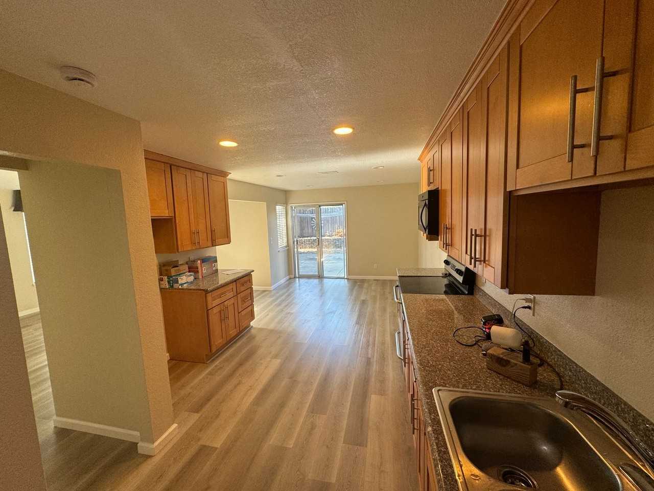 239 Almondtree Ln - Photo 4 of 24