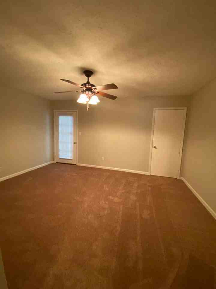 2502 Hidden Cove Ct - Photo 6 of 7