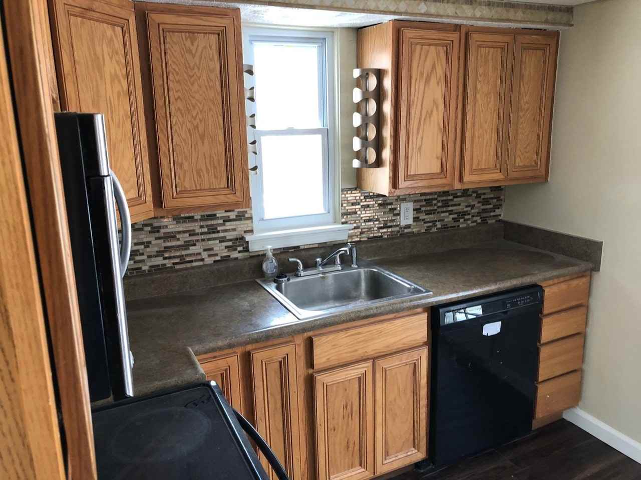 965 Elizabeth St - Photo 2 of 5