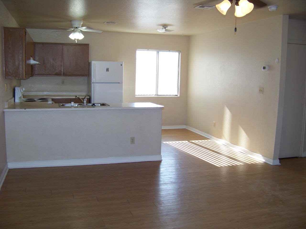 The Sands Apartments - Photo 2 of 19