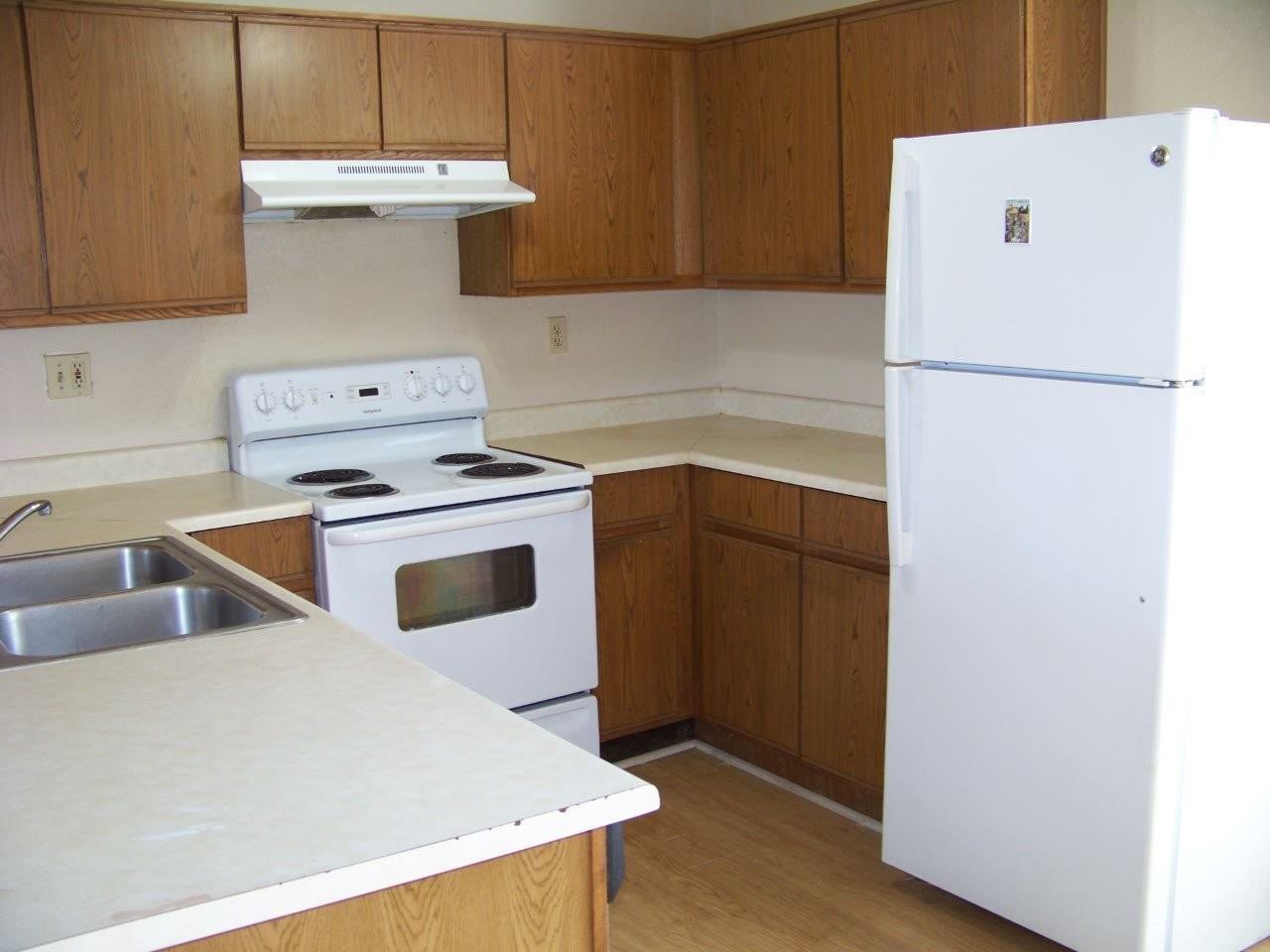 The Sands Apartments - Photo 4 of 19