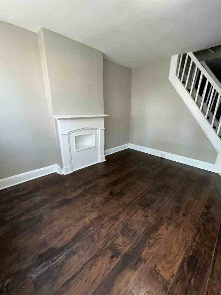 821 Southard St - Photo 5 of 36