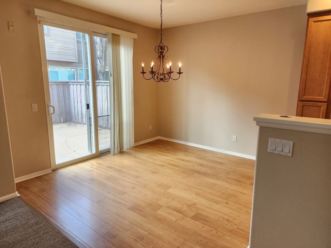 24779 Valleywalk St - Photo 3 of 14