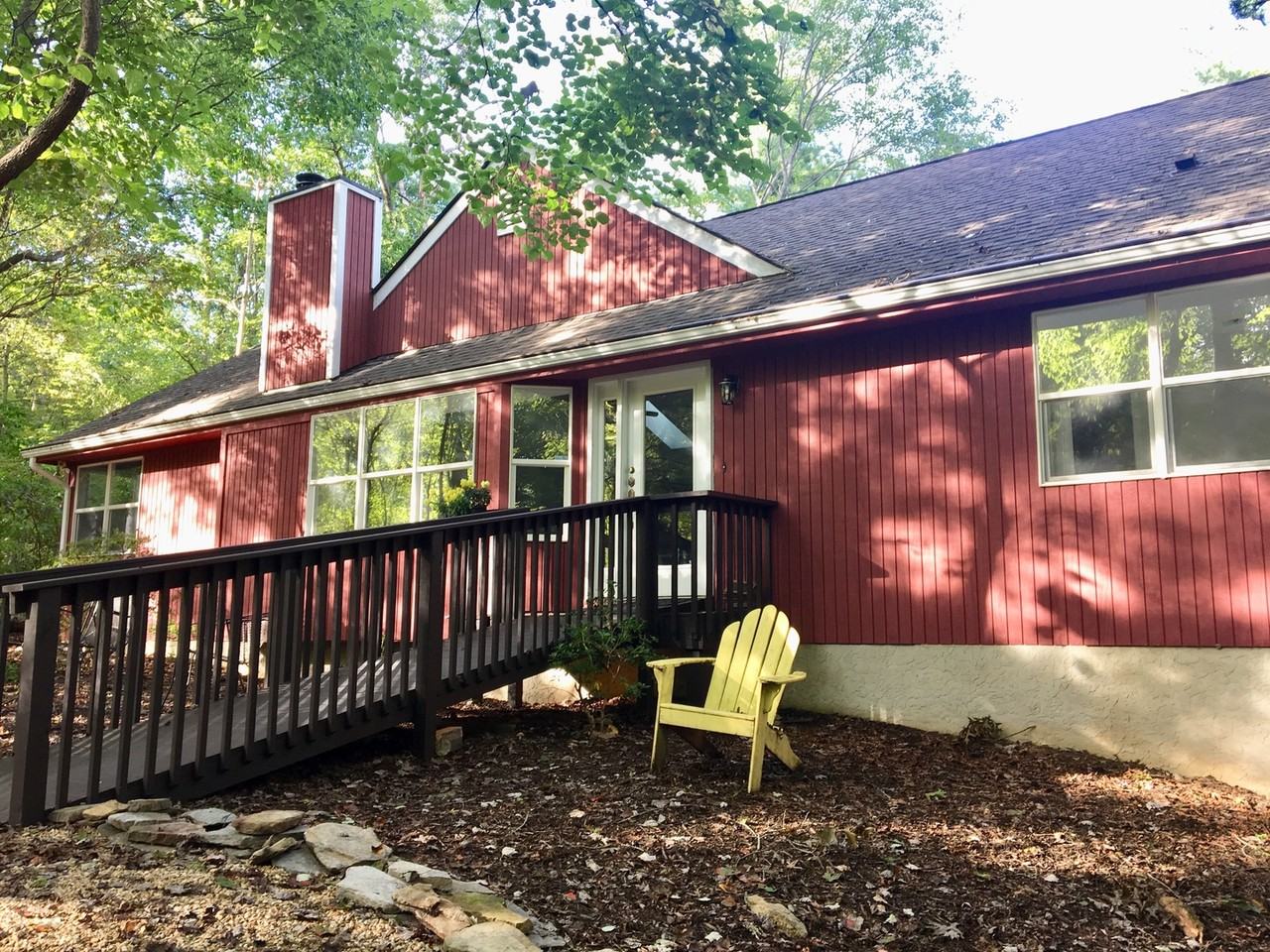 114 Richard Ln - Photo 2 of 19