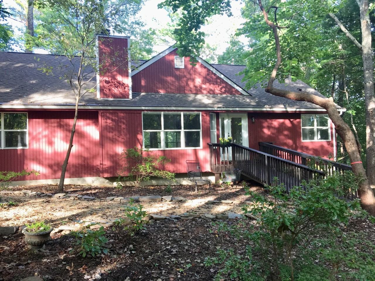 114 Richard Ln - Photo 3 of 19