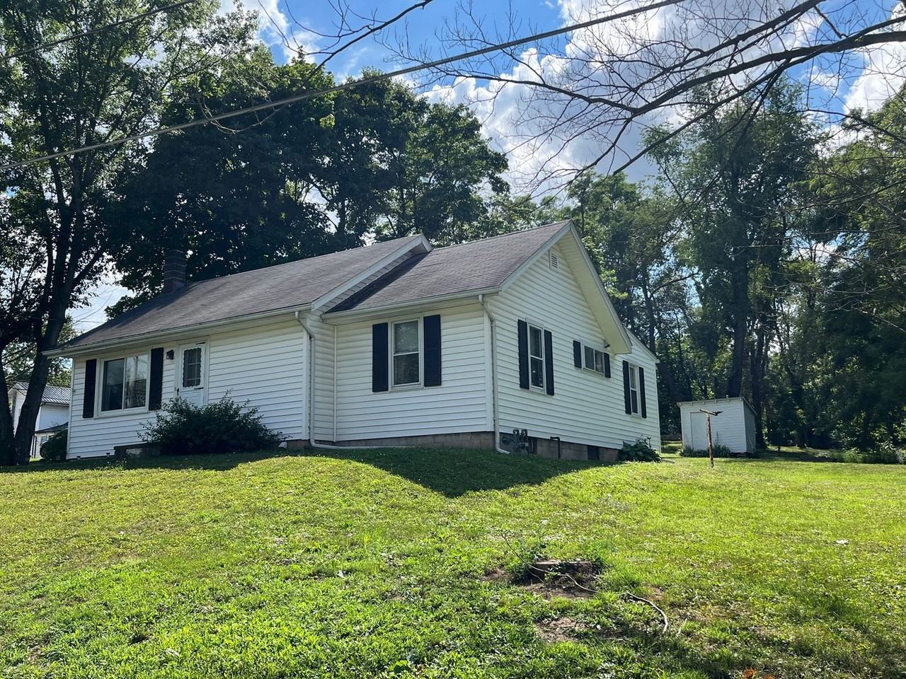 141 County Road 1302 - Photo 2 of 21