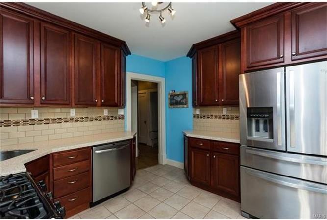 4124 Miami St - Photo 3 of 19