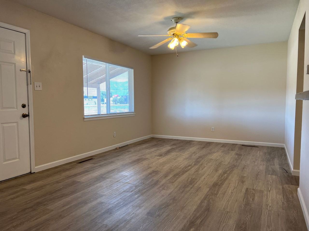 223 Security Blvd - Photo 2 of 16