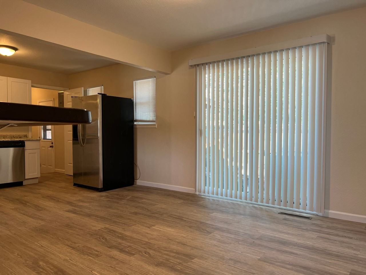 223 Security Blvd - Photo 6 of 16