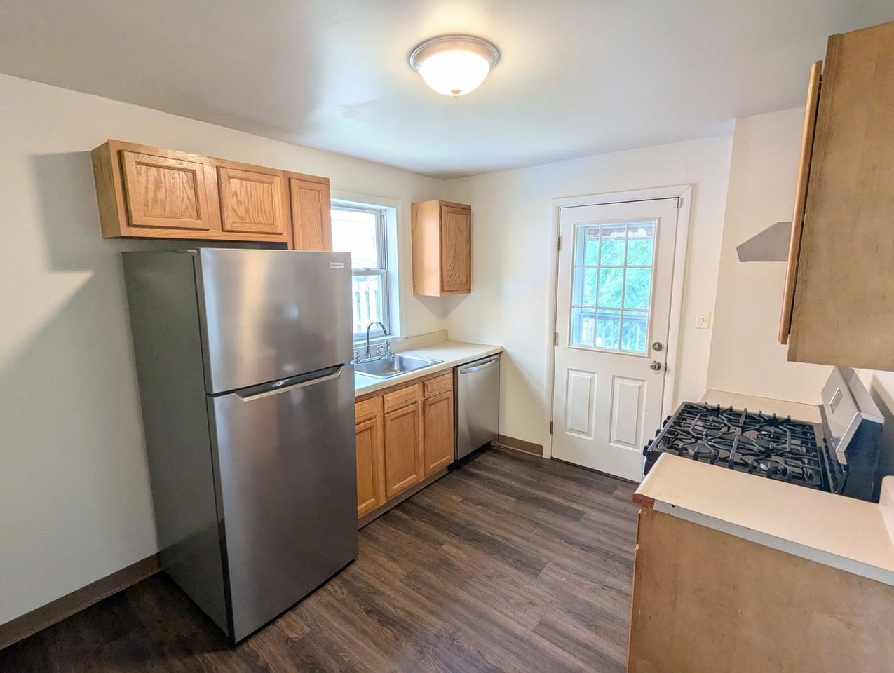 232 Seabright St - Photo 3 of 22