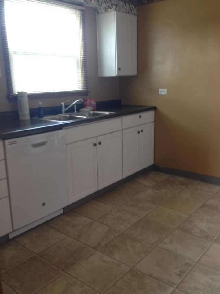 402 C Ave Ne - Photo 3 of 19