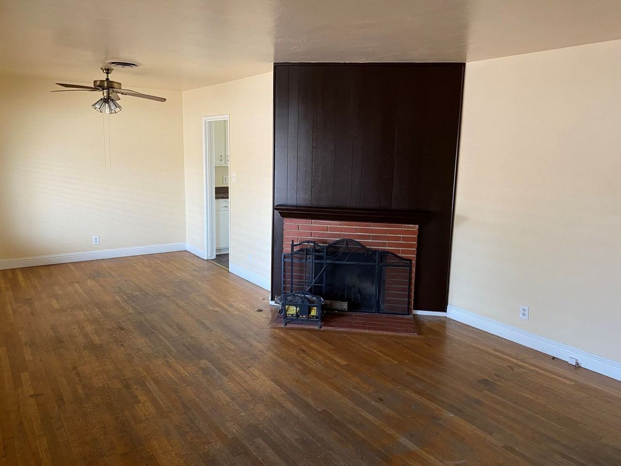 3721 Navajo Ave - Photo 2 of 6