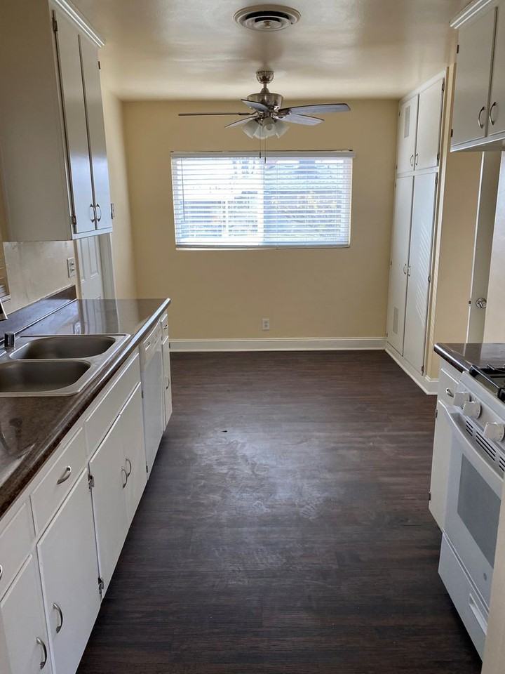 3721 Navajo Ave - Photo 3 of 6