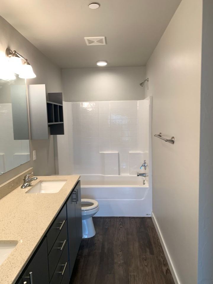 742 Sw 14th St - Photo 5 of 11