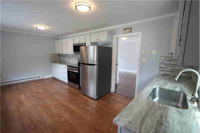 126 Washington St #A - Photo 3 of 24