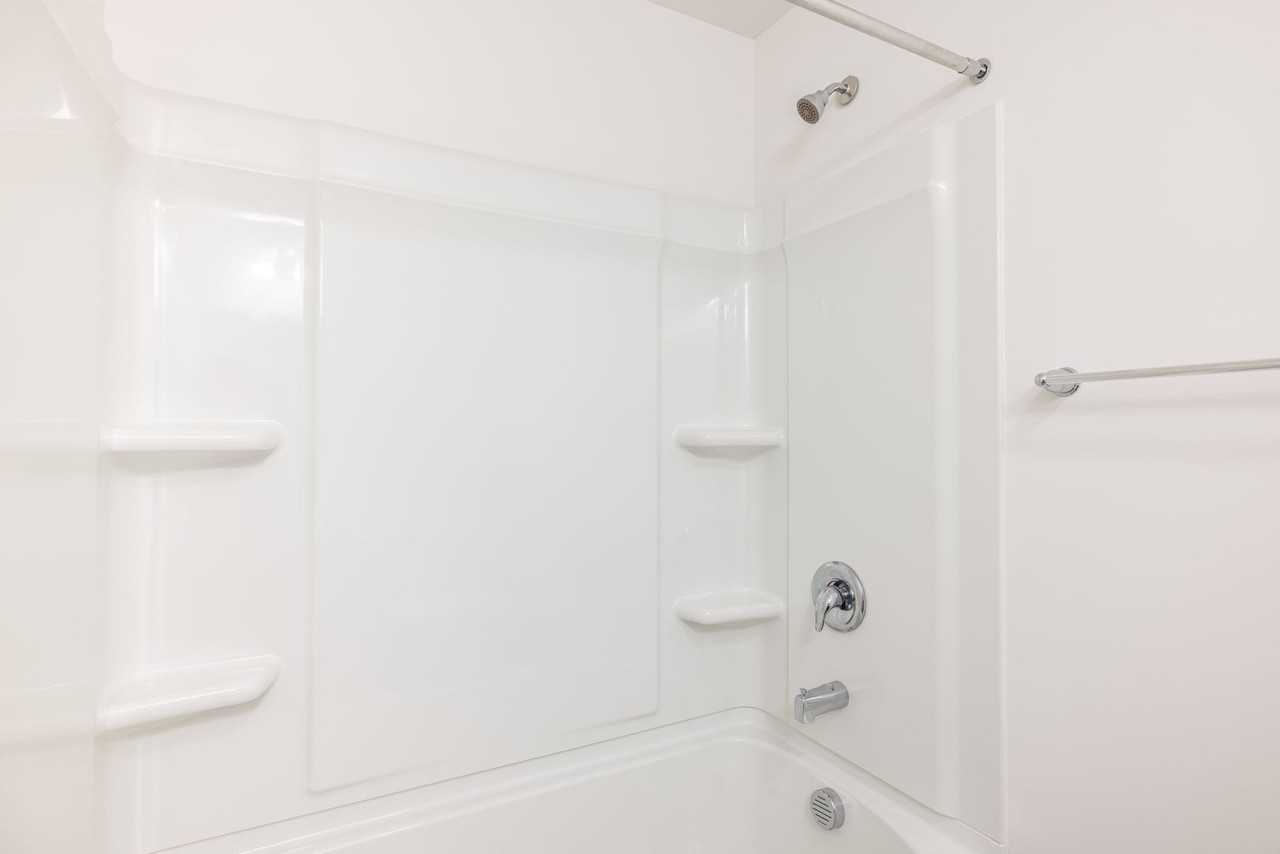 1303 Darlington Dr - Photo 3 of 21