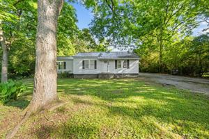 featured image of 305 S College St