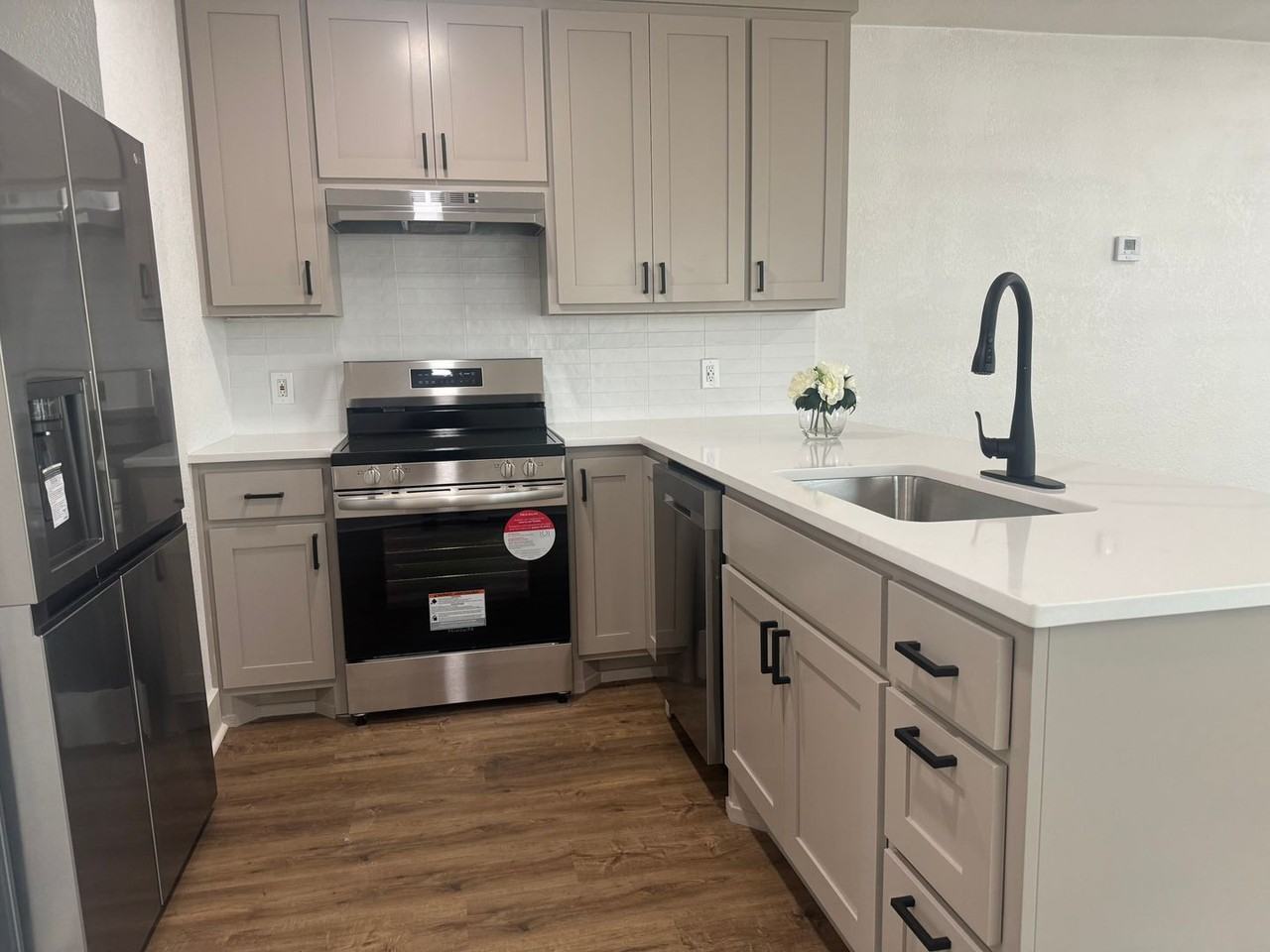 518 N Atlanta Pl - Photo 4 of 8