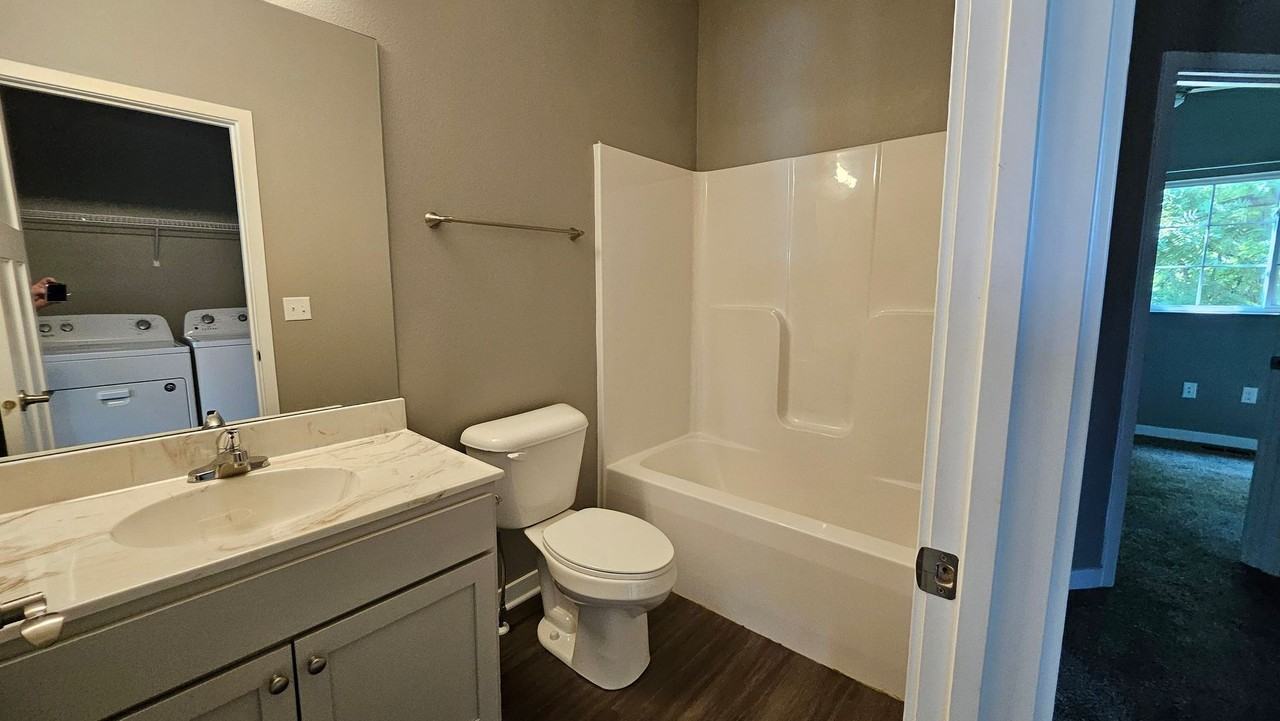 1218 34th Street - Photo 4 of 26