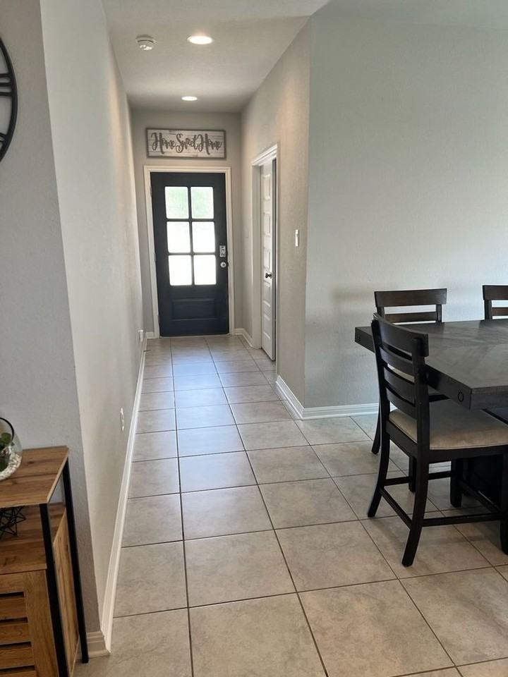 113 Kirby York Cmns - Photo 2 of 29