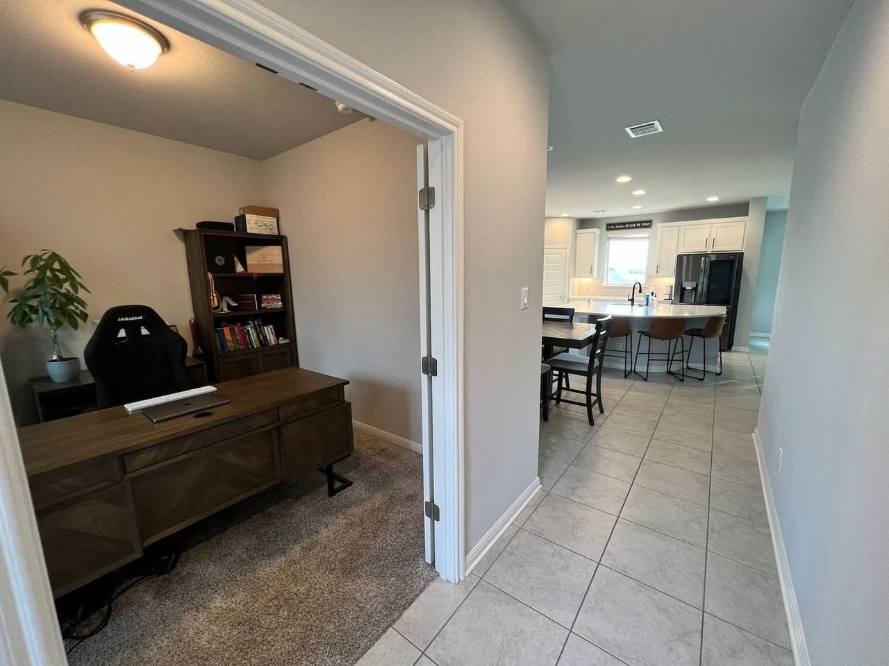 113 Kirby York Cmns - Photo 3 of 29
