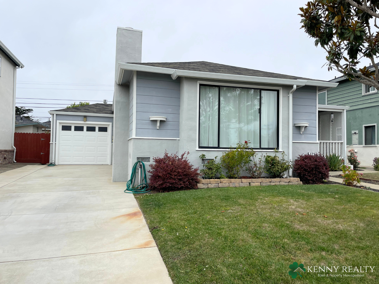 222 Hazelwood Dr - Photo 2 of 27